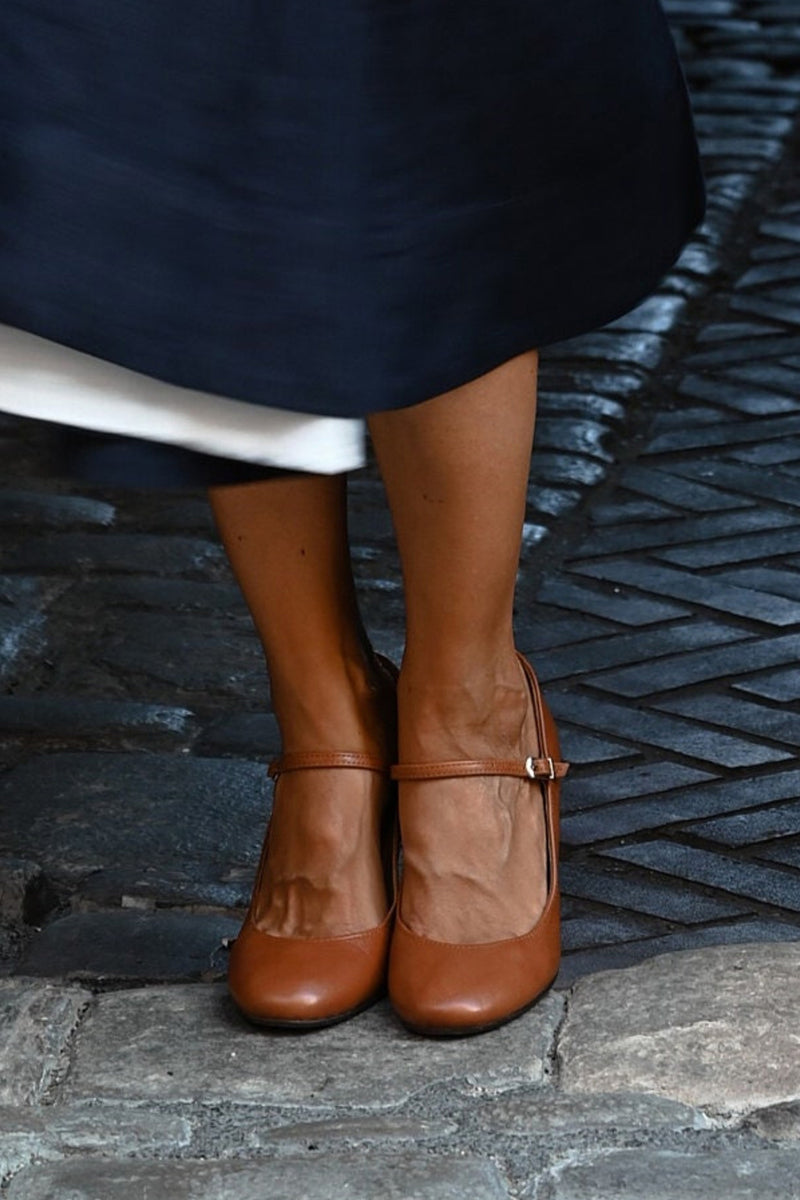 Bravina - Daily Orthopedic Sandals with Small Heel