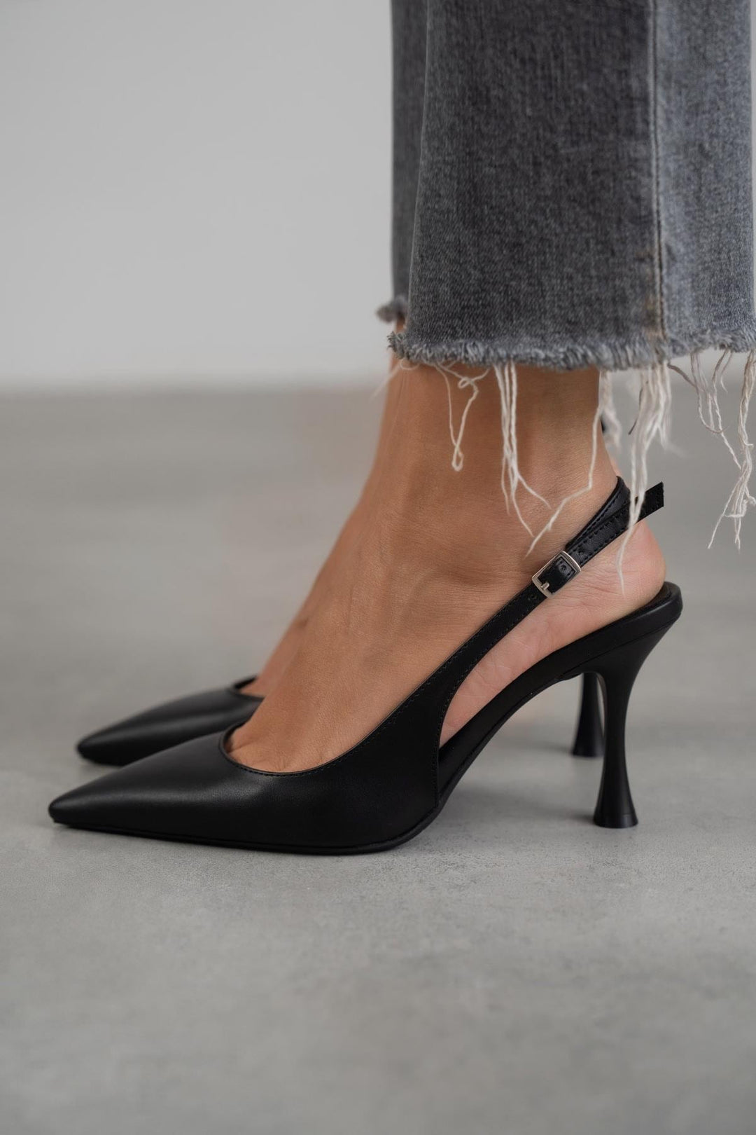 Mabel & June – Suede Orthopedic Sandals