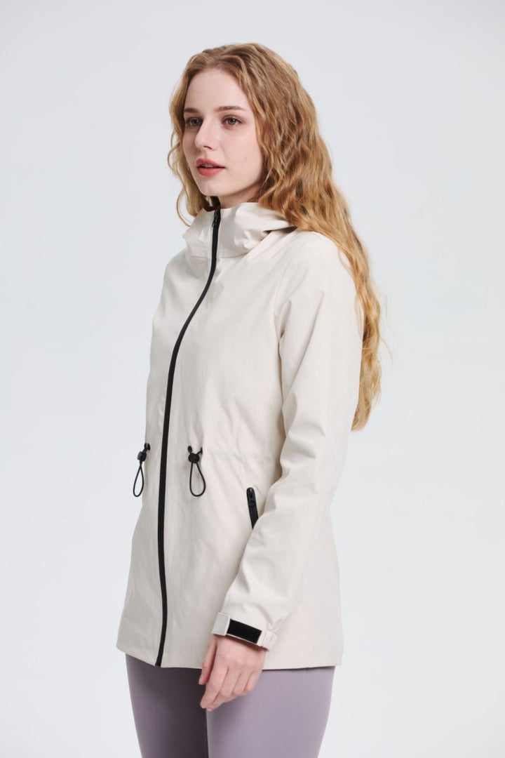 SAGE | LIGHTWEIGHT WATER REPELLENT RAINCOAT